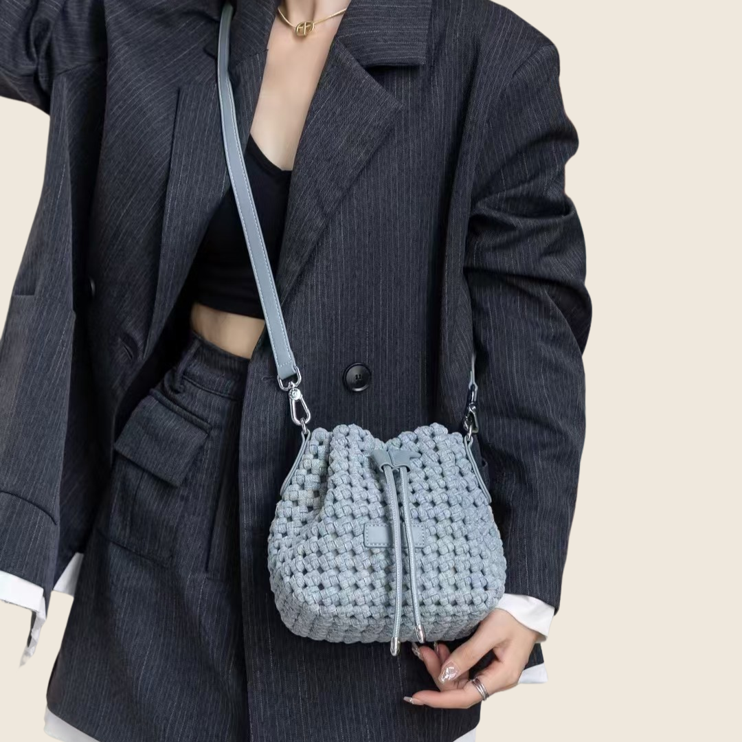 Winter Bucket Bag