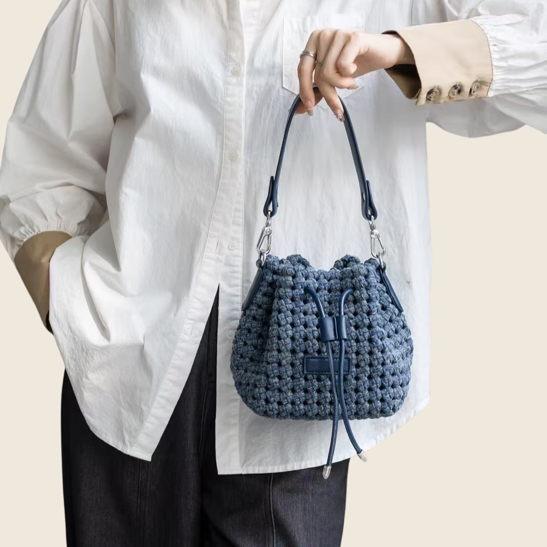 Winter Bucket Bag